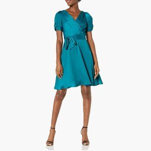 Dkny | Dresses | Dkny Women Knot Sleeve Fit Flare Emerald Dress 8 Nwot | Poshmark Dkny | Dresses | Dkny Women Knot Sleeve Fit Flare Emerald Dress 8 Nwot | Poshmark